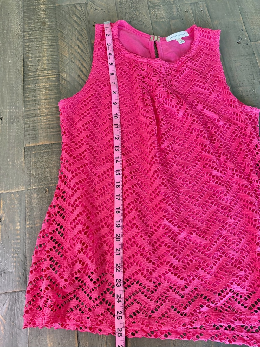 Banana Republic Women’s Tank Top Chevron Lace Overlay Sleeveless Hot Pink Size M - Picture 9 of 10